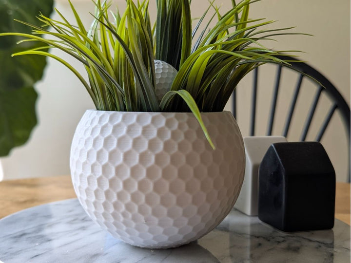 Vaso in Stampa 3D a Forma di Pallina da Golf