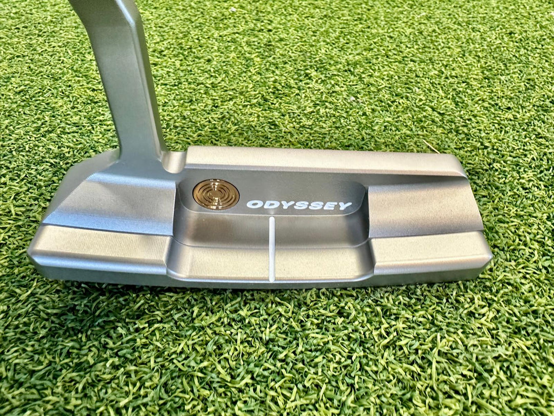 Odyssey Ai-ONE Silver Milled Two T CH 34" – Demo