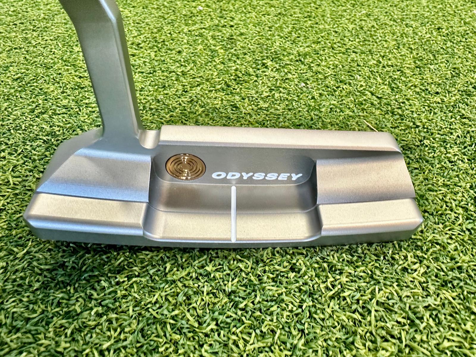 Odyssey Ai-ONE Silver Milled Two T CH 34" – Demo